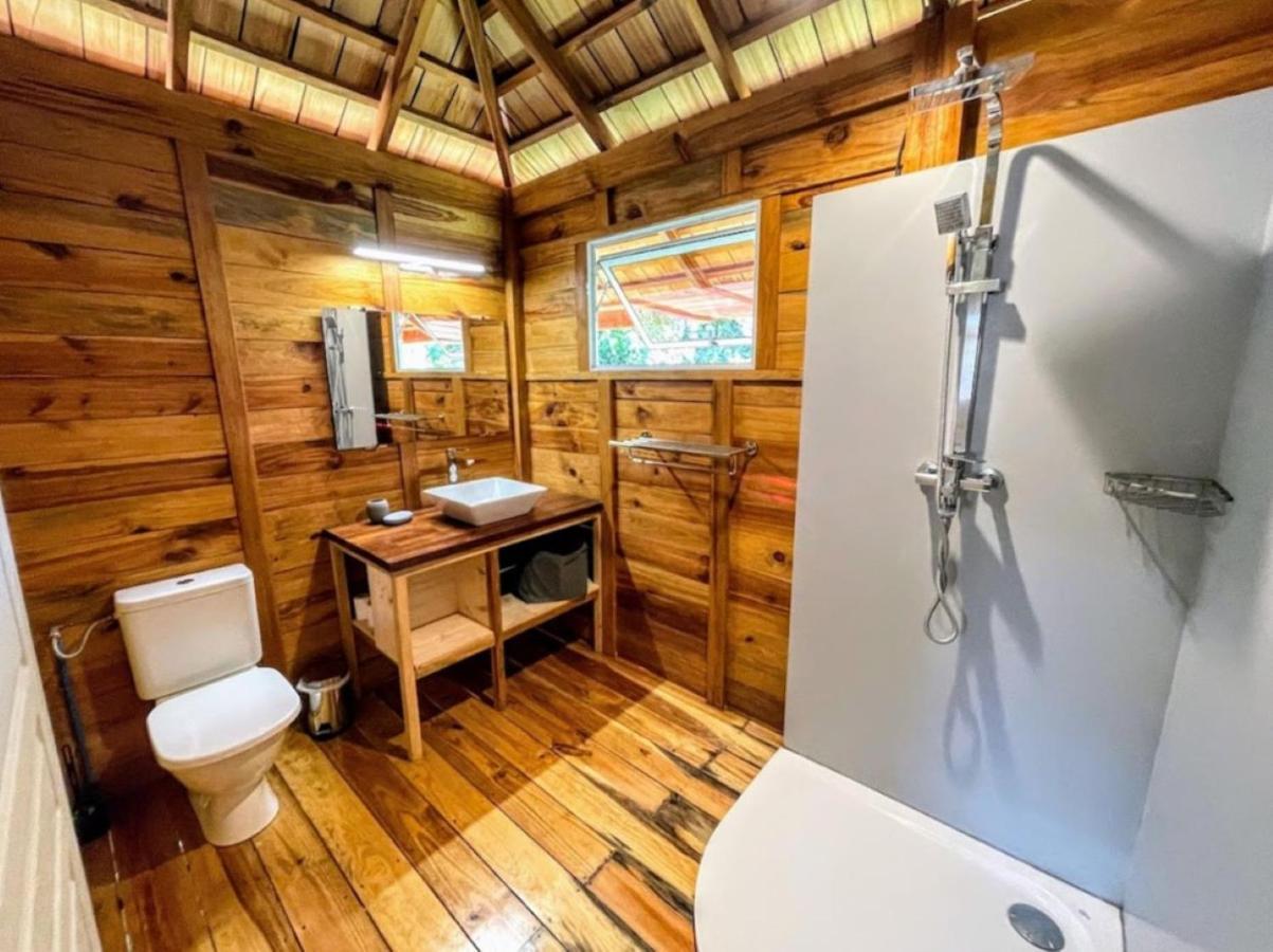 Raiatea - Orion Pool Bungalow Uturoa Exteriör bild